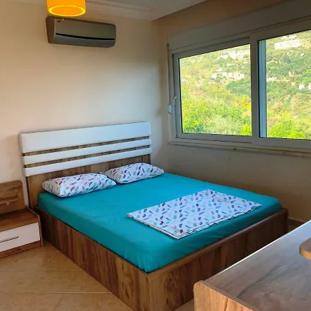 Zirve 1 Private Pool ألانيا