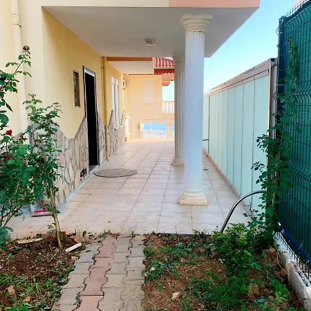 Zirve 1 Private Pool ألانيا
