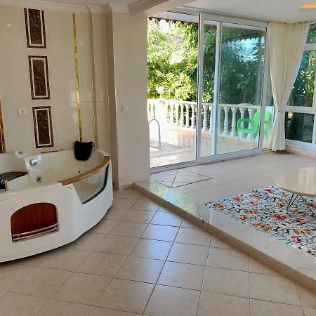 Zirve 1 Private Pool فيلة ألانيا